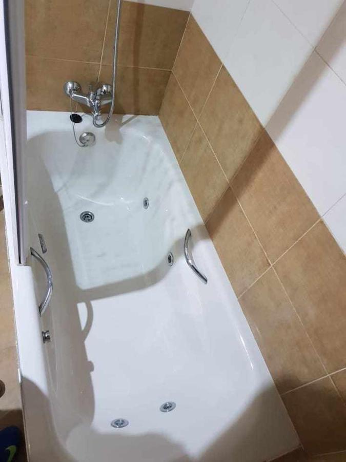 Centro Aparcamiento Gratuito Al Lado Del Pilar Apartment Zaragoza Luaran gambar