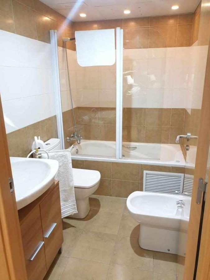 Centro Aparcamiento Gratuito Al Lado Del Pilar Apartment Zaragoza Luaran gambar